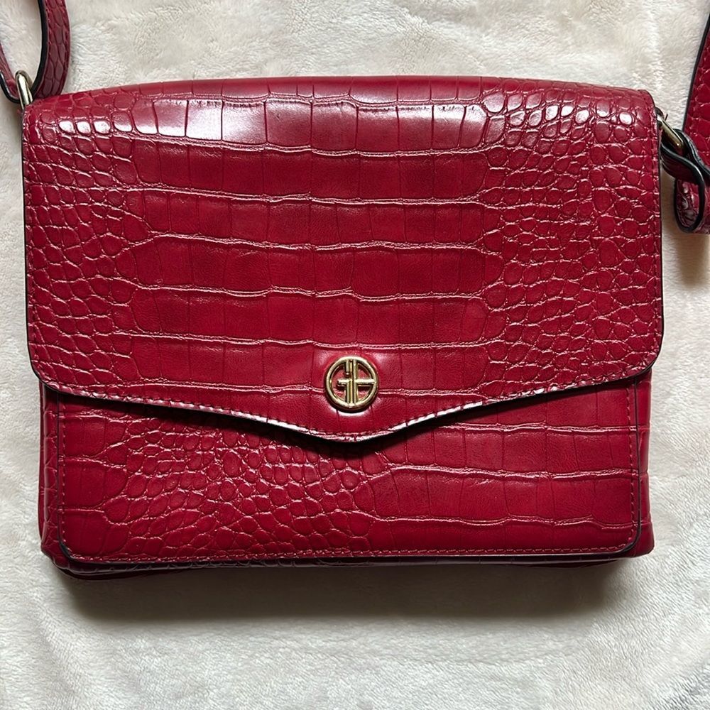 Giani Bermini red crossbody faux leather croc-embossed bag